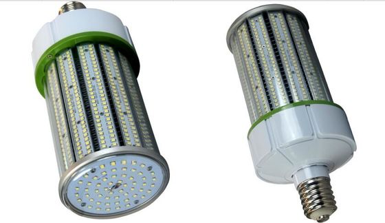 中国 極度の明るいE40 LEDのトウモロコシ ライト、IP65 150wはトウモロコシ ランプ90-277Vの省エネを導きました サプライヤー