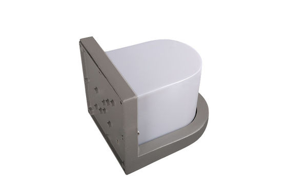 寝室 IP65 10W 800 の内腔のための自然で白い角の屋外 LED の壁ライト サプライヤー
